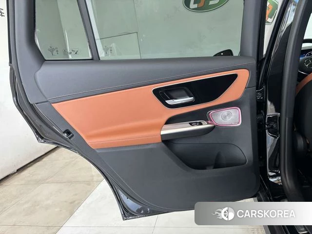 Mercedes-Benz GLC 2026 Черный из Китая, фото 4