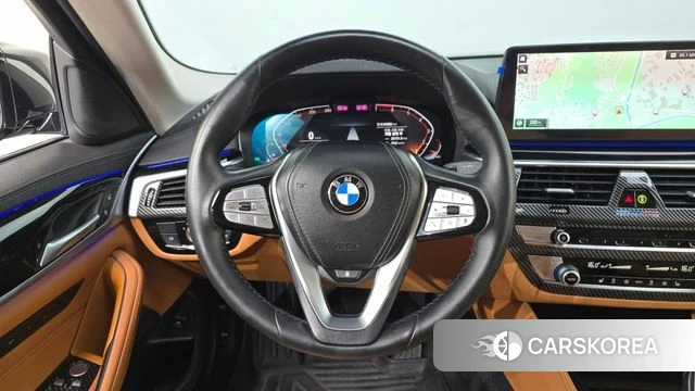 BMW 5 Series (G30) 2022 Черный из Кореи, фото 4