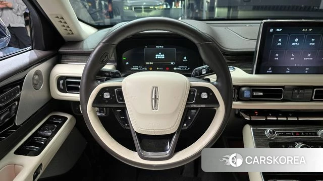 Lincoln Aviator 2nd generation 2021 Серый из Кореи, фото 4