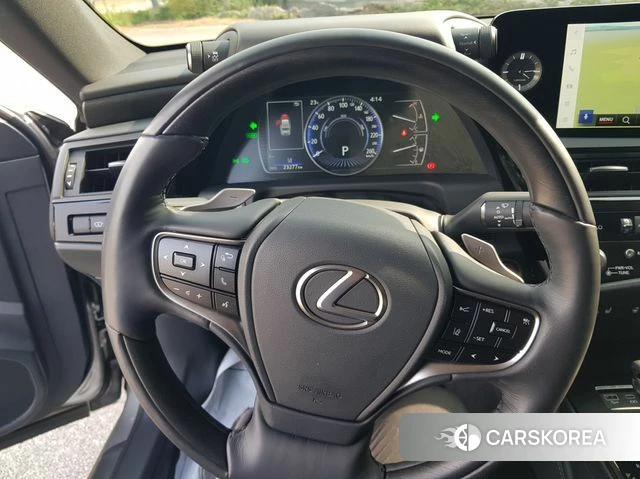 Lexus ES300h 7th generation 2025 Цвет тростника из Кореи, фото 4