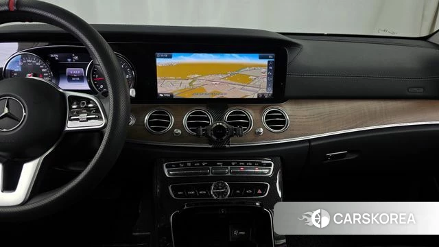 Mercedes-Benz E-Class W213 2019 Черный из Кореи, фото 4