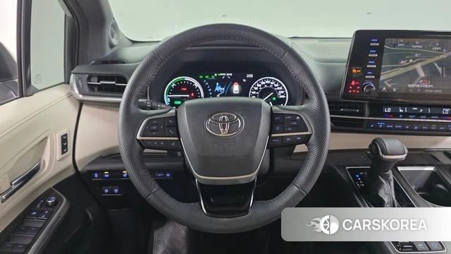 Toyota Sienna 4th Generation 2021 Белый из Кореи, фото 4
