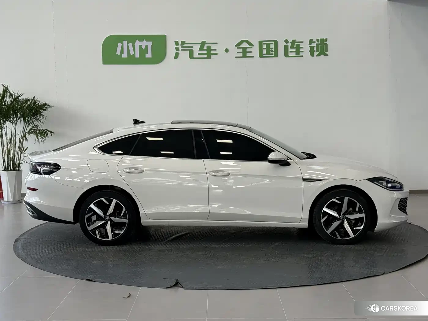 Volkswagen Lamando 2022 Белый из Китая, фото 4