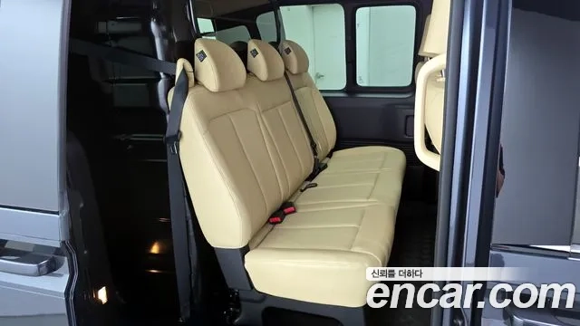 Hyundai Staria 2022 Серый из Кореи, фото 4