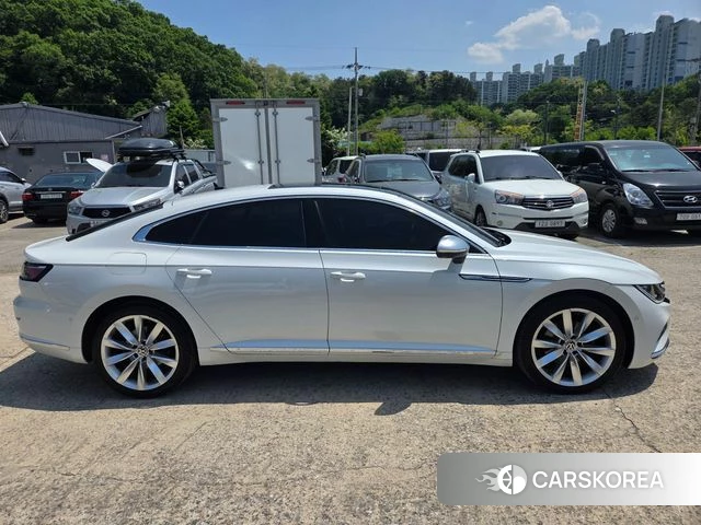 Volkswagen Arteon 2023 Белый из Кореи, фото 4