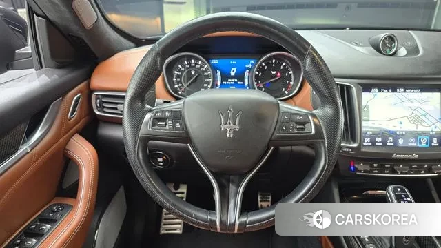 Maserati Levante 2020 Черный из Кореи, фото 4