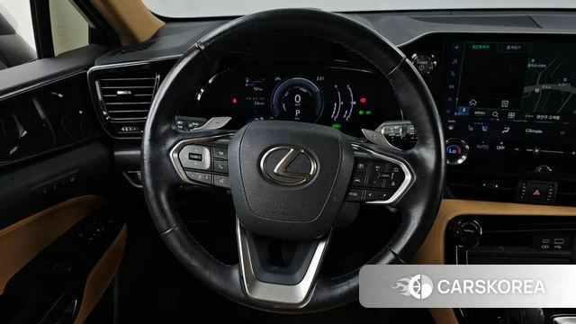 Lexus NX350h Second generation 2023 Белый из Кореи, фото 4