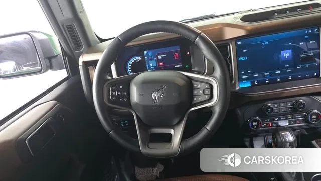 Ford Bronco 6th Generation 2023 Светло-зеленый из Кореи, фото 4