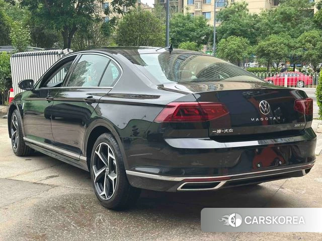 Volkswagen Magotan 2026 Черный из Китая, фото 4