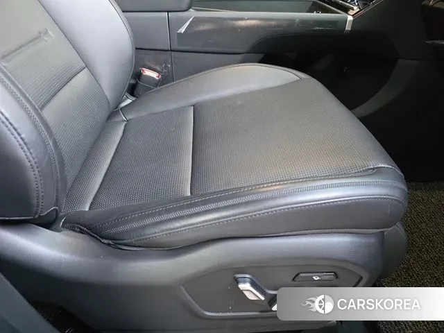 Hyundai Santa Fe (MX5) 2023 Белый из Кореи, фото 4