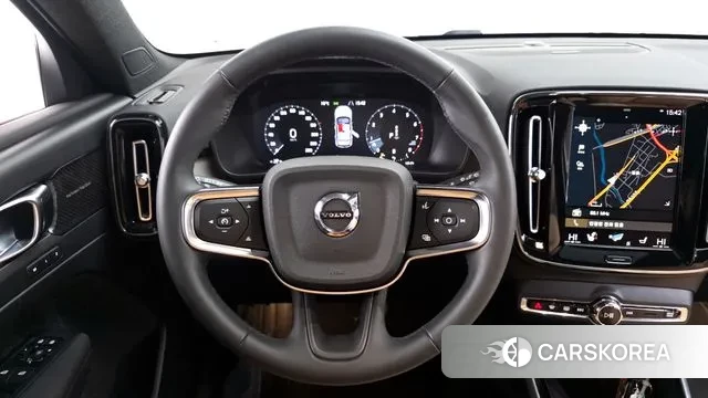 Volvo XC40 2022 Черный из Кореи, фото 4