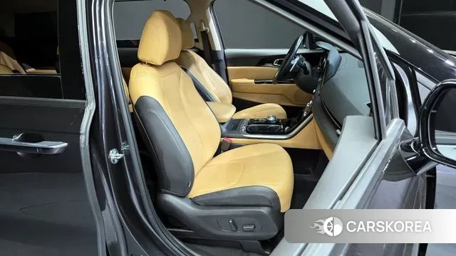 Kia Carnival 4th generation 2021 Черный из Кореи, фото 4