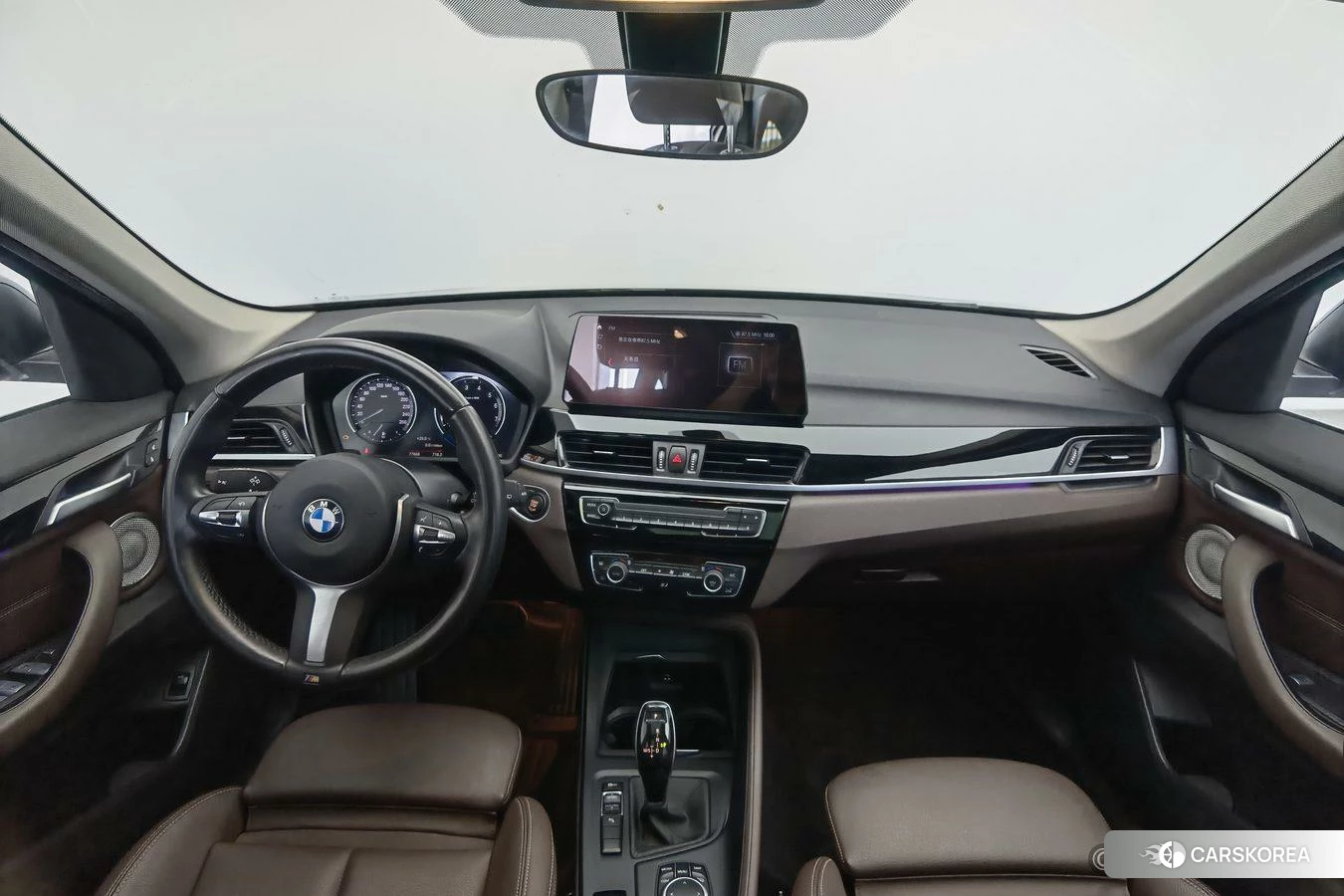 BMW X1 2021 Черный из Китая, фото 4