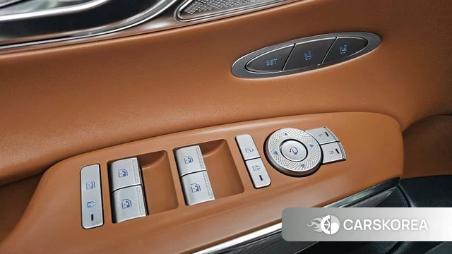 Genesis GV70 2023 Белый из Кореи, фото 4