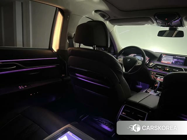 BMW 7 series 2021 Черный из Китая, фото 4