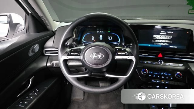 Hyundai The New Avante (CN7) 2024 Белый из Кореи, фото 4