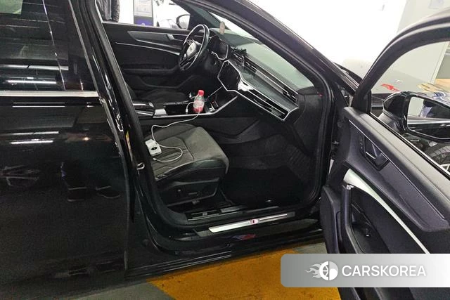 Audi A6L 2022 Черный из Китая, фото 4