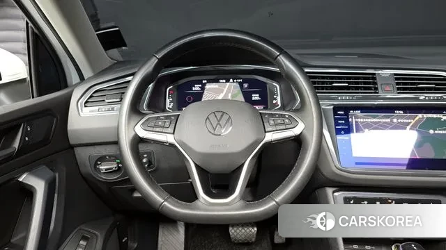 Volkswagen Tiguan second Generation 2022 Белый из Кореи, фото 4