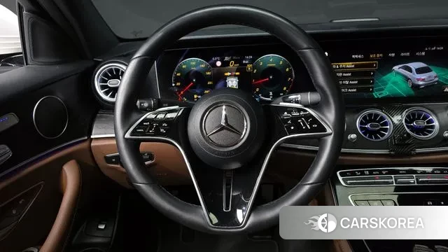 Mercedes-Benz E-Class W213 2023 Белый из Кореи, фото 4