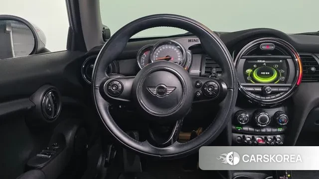 Mini Cooper D 2018 Красный из Кореи, фото 4