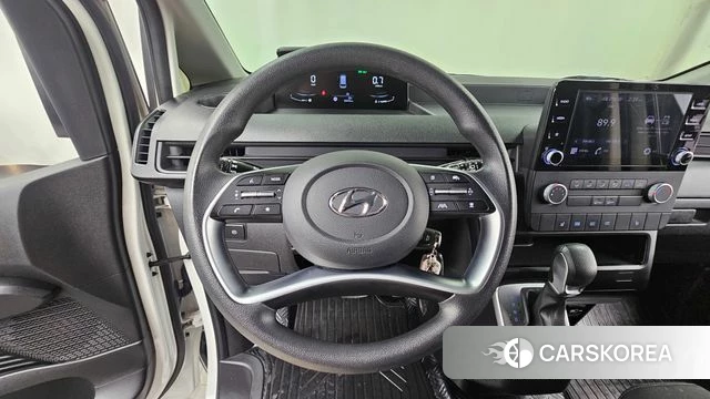 Hyundai Staria 2023 Белый из Кореи, фото 4