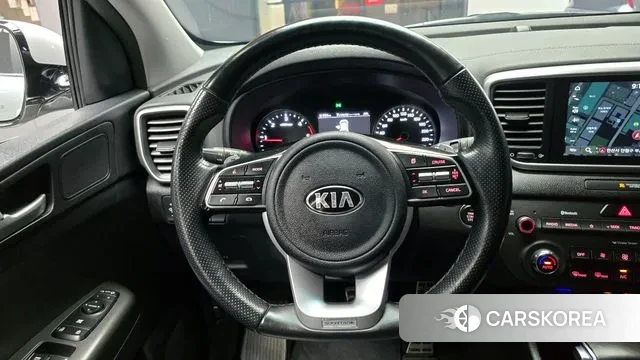 Kia Sportage The Bold 2021 Серебристо-серый из Кореи, фото 4