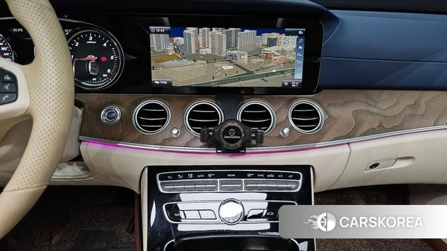 Mercedes-Benz E-Class W213 2018 Синий из Кореи, фото 4
