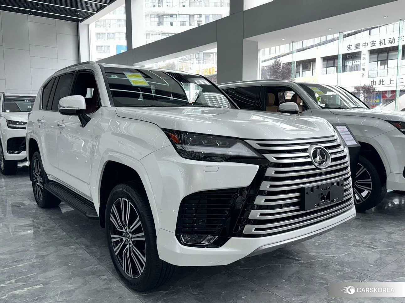 Lexus LX 2024 Белый из Китая, фото 4