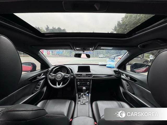 Mazda CX-4 2023 Красный из Китая, фото 4