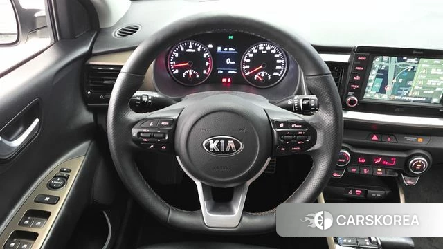 Kia Stonic 2019 Белый из Кореи, фото 4