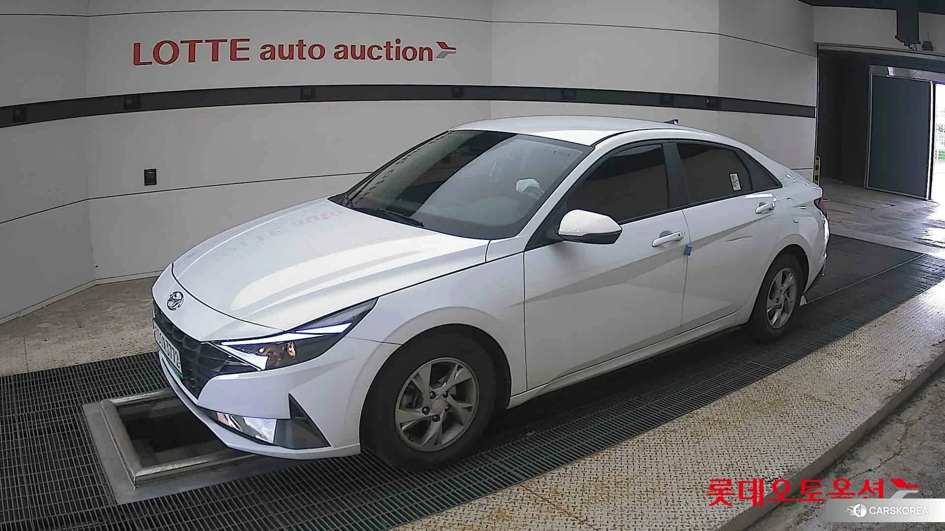 Hyundai Avante 2021 Белый из Кореи, фото 4