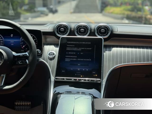 Mercedes-Benz GLC 2025 Черный из Китая, фото 4