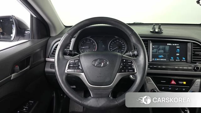 Hyundai Avante AD 2018 Белый из Кореи, фото 4