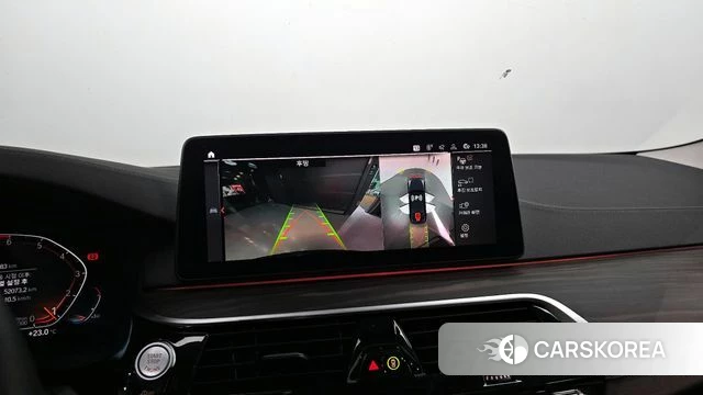 BMW 5 Series (G30) 2023 Черный из Кореи, фото 4
