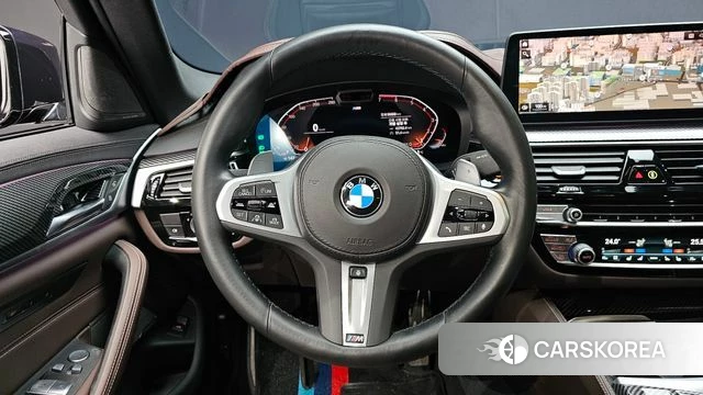 BMW 5 Series (G30) 2022 Черный из Кореи, фото 4