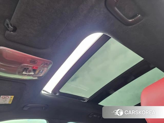 Genesis GV70 2022 Черный из Кореи, фото 4