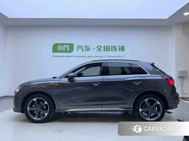 Audi Q3 2022 Темно-серый из Китая, фото 4