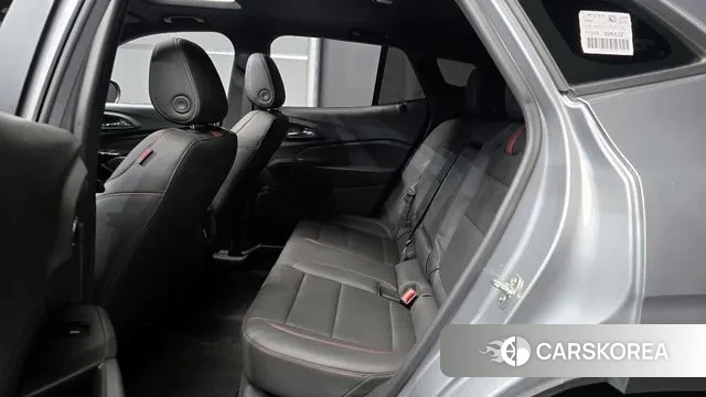 Chevrolet (GM Daewoo) Trax Crossover 2024 Серебристо-серый из Кореи, фото 4