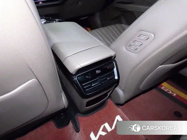 Kia K8 2023 Серый из Кореи, фото 4