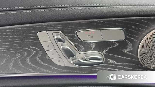 Mercedes-Benz E-Class W213 2021 Черный из Кореи, фото 4