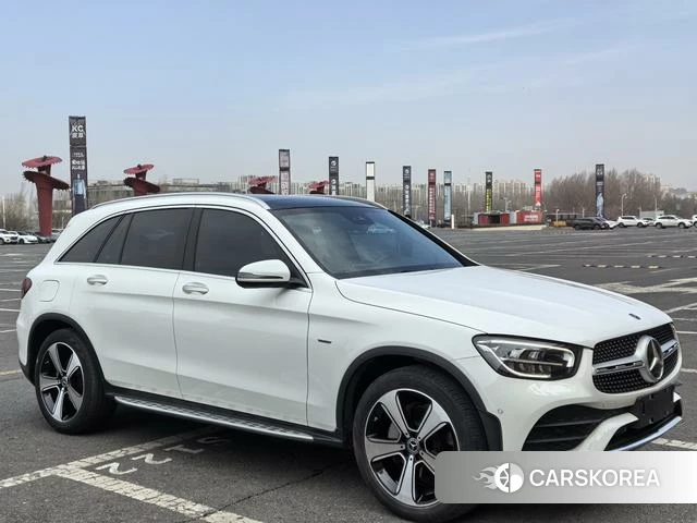 Mercedes-Benz GLC 2022 Белый из Китая, фото 4
