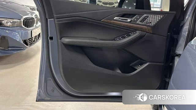 BMW 2 Series Active Tourer (U06) 2023 Цвет тростника из Кореи, фото 4