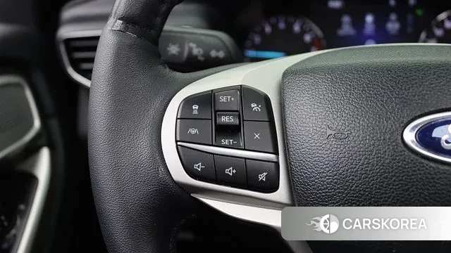 Ford Explorer 6th Generation 2023 Белый из Кореи, фото 4