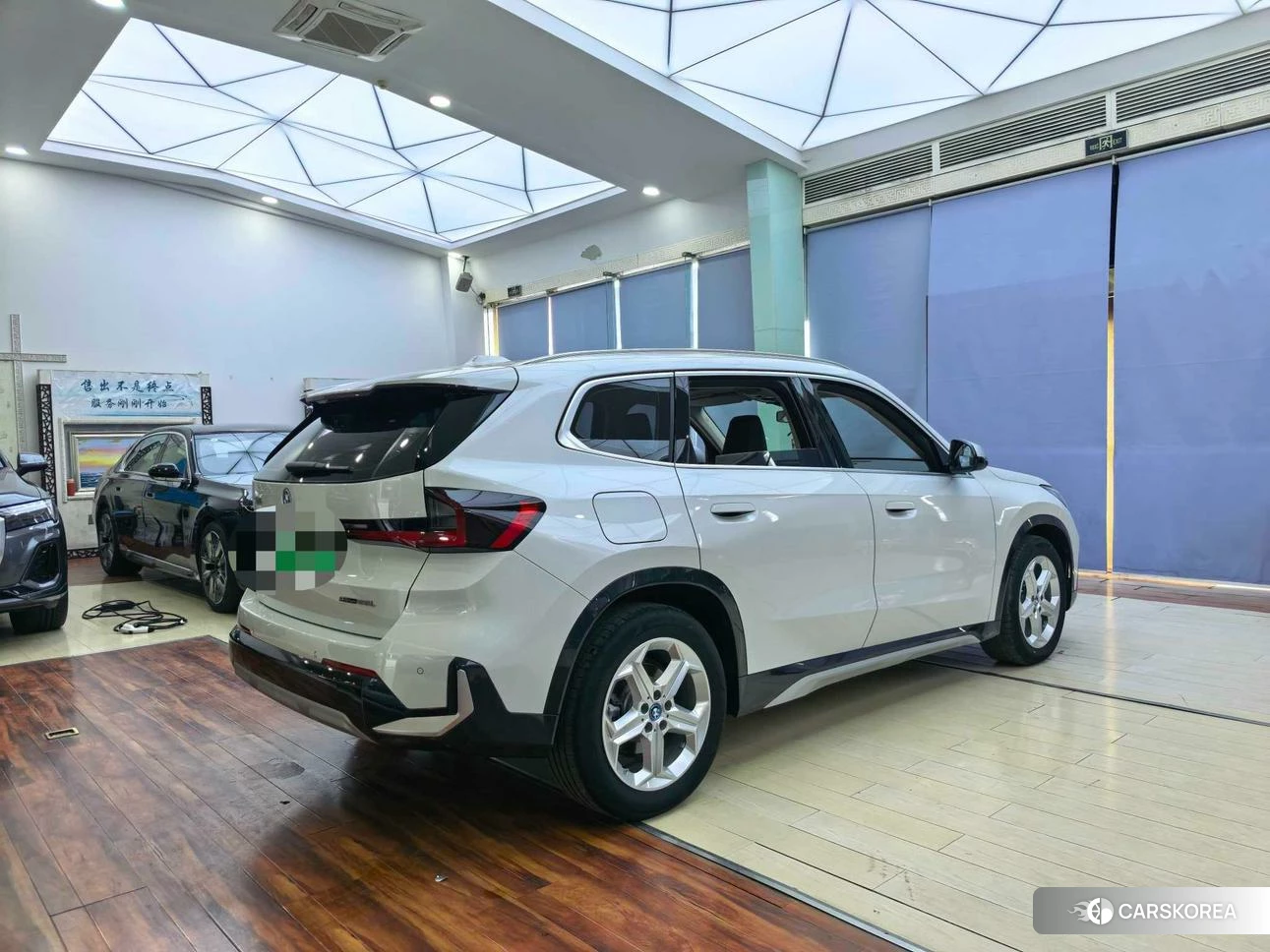 BMW iX1 2025 Белый из Китая, фото 4