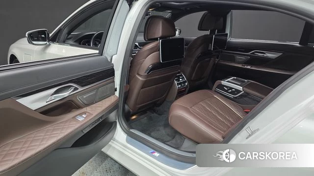 BMW 7 Series (G11) 2021 Белый из Кореи, фото 4