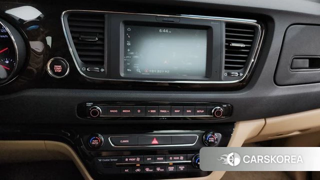 Kia The New Carnival 2019 Белый из Кореи, фото 4