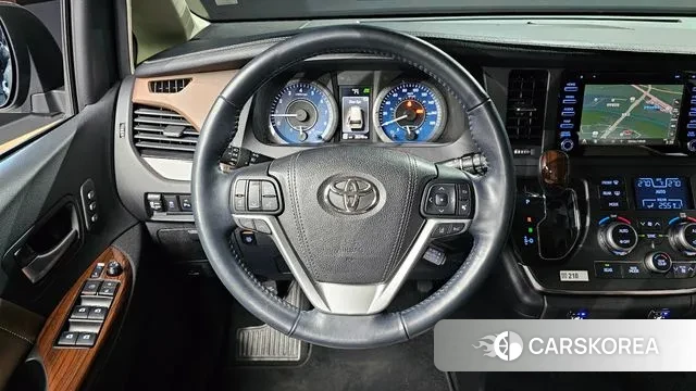 Toyota Sienna 2018 Серый из Кореи, фото 4