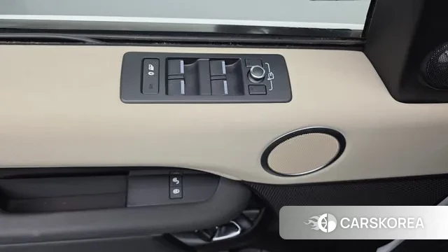 Land Rover Discovery 5 2019 Белый из Кореи, фото 4