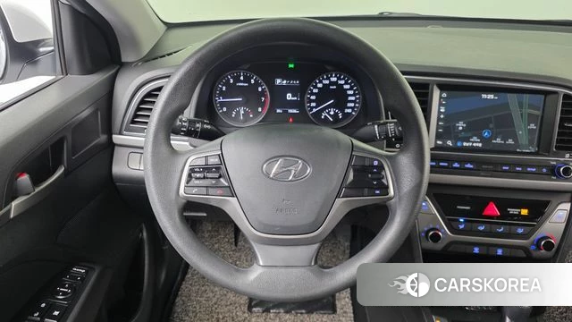 Hyundai Avante AD 2018 Белый из Кореи, фото 4