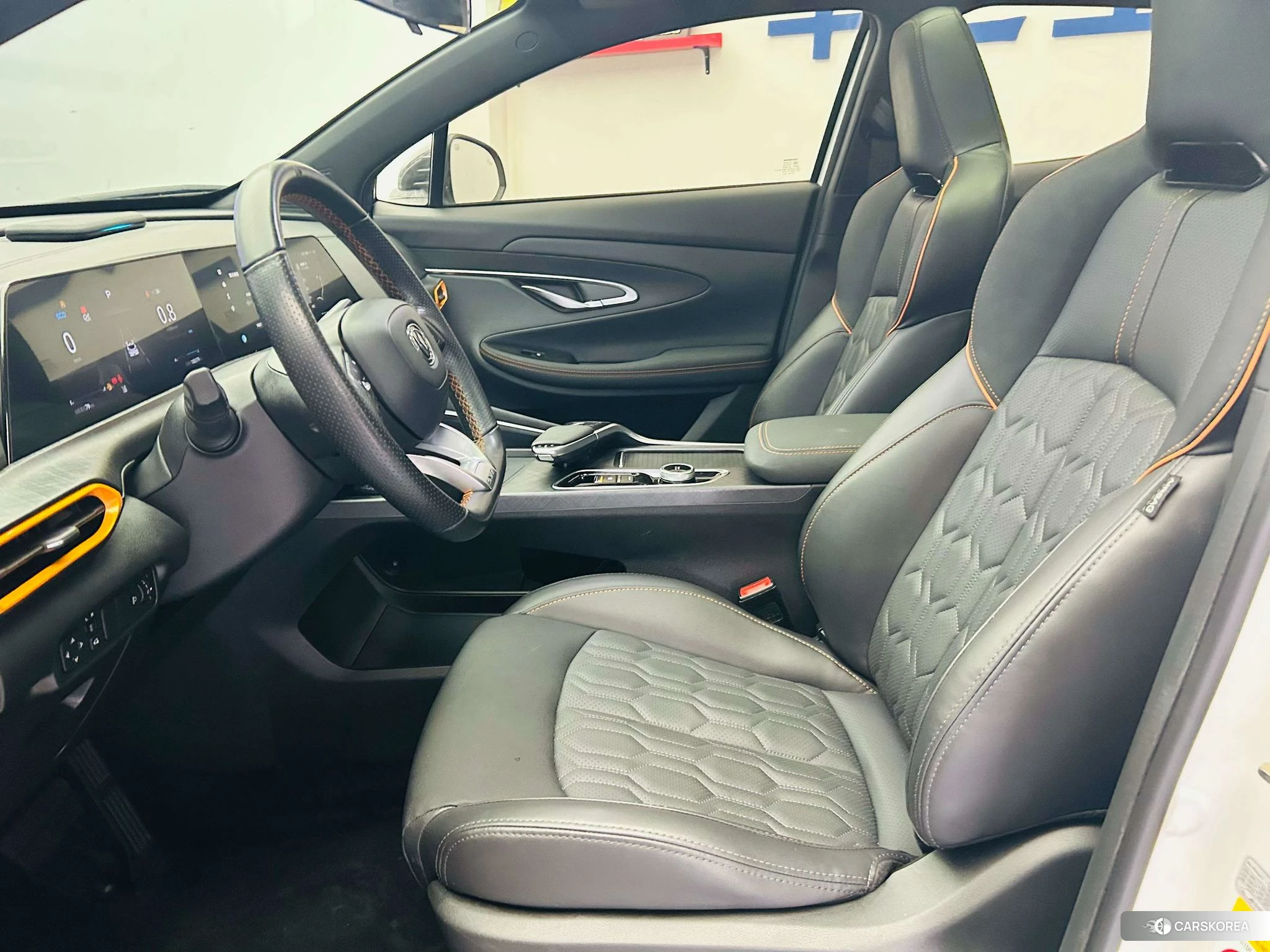 Chang'an UNI-T 2021 Белый из Китая, фото 4